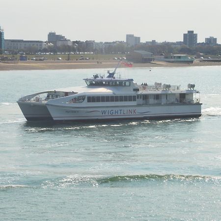 New With Free Offstreet Parking The Lookout At Ryde Esplanade Διαμέρισμα Εξωτερικό φωτογραφία